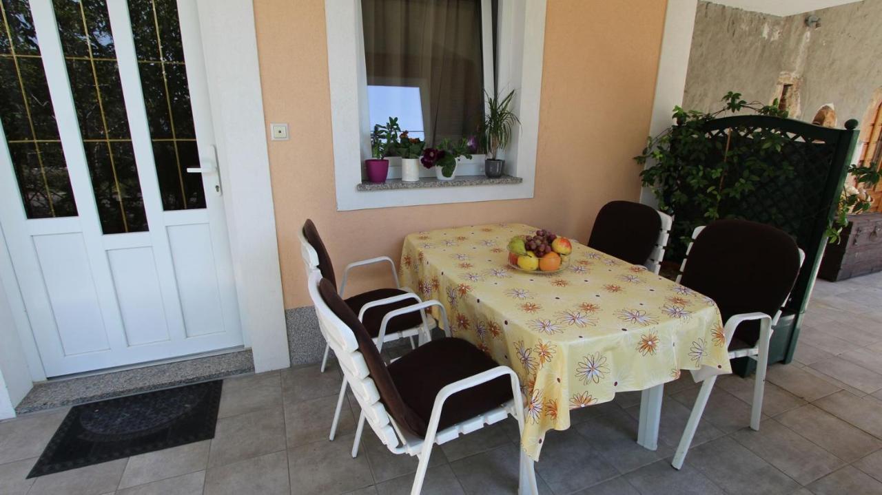 Apartments Kirincic Sveti Vid-Miholjice Dış mekan fotoğraf