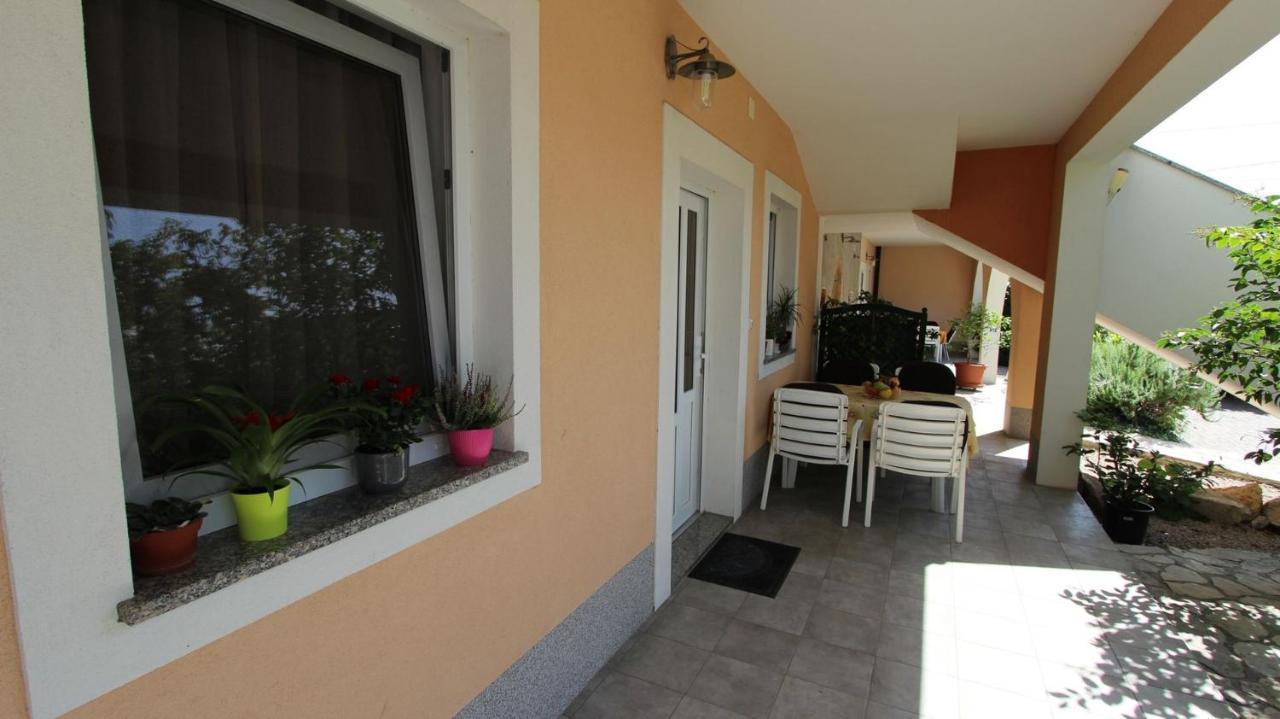 Apartments Kirincic Sveti Vid-Miholjice Dış mekan fotoğraf