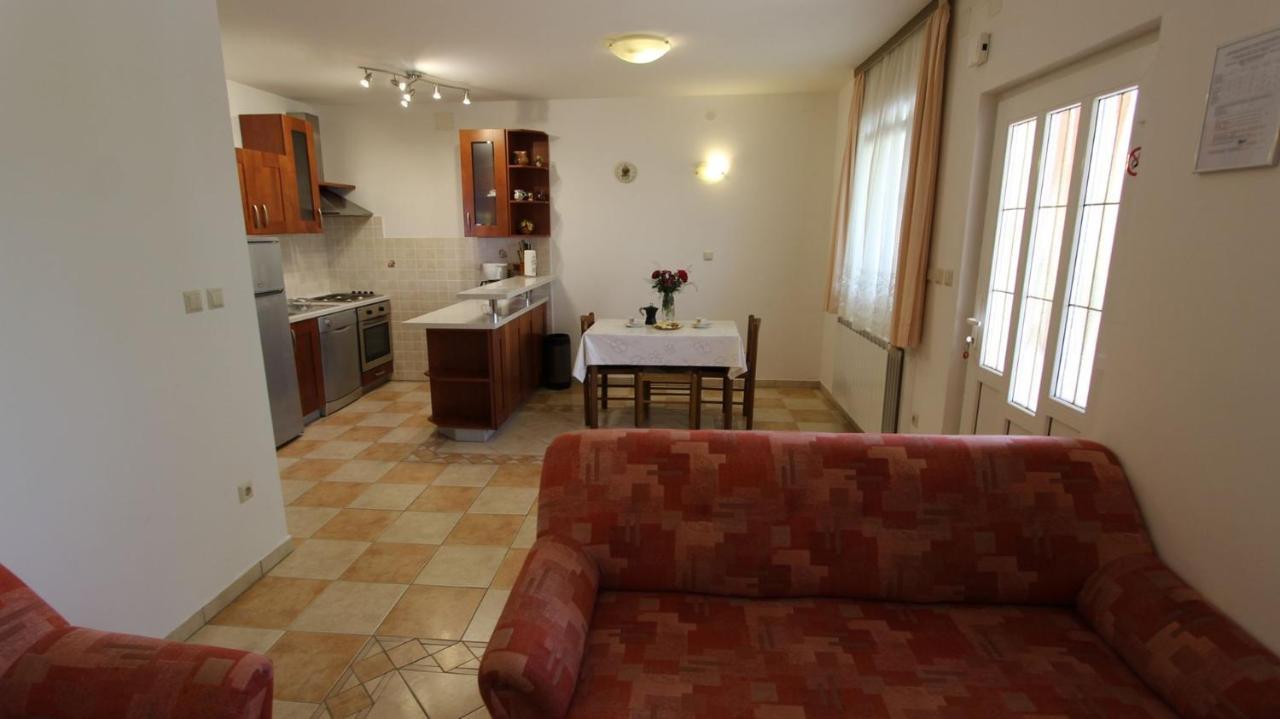 Apartments Kirincic Sveti Vid-Miholjice Dış mekan fotoğraf