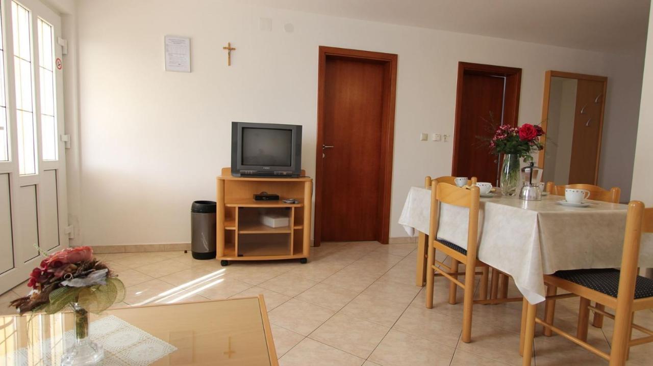 Apartments Kirincic Sveti Vid-Miholjice Dış mekan fotoğraf