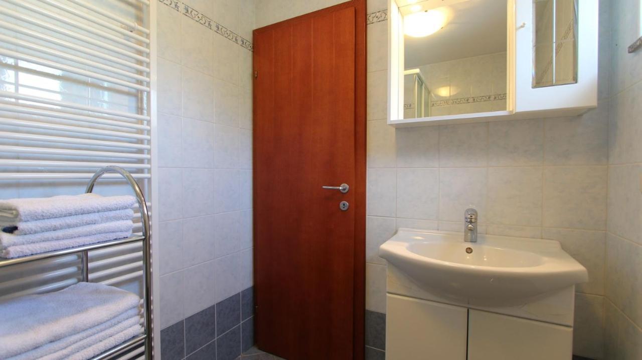 Apartments Kirincic Sveti Vid-Miholjice Dış mekan fotoğraf