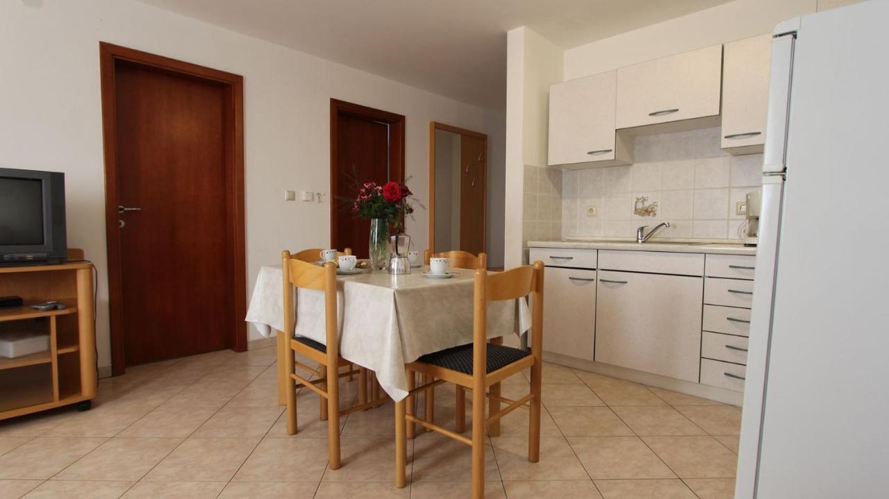Apartments Kirincic Sveti Vid-Miholjice Dış mekan fotoğraf