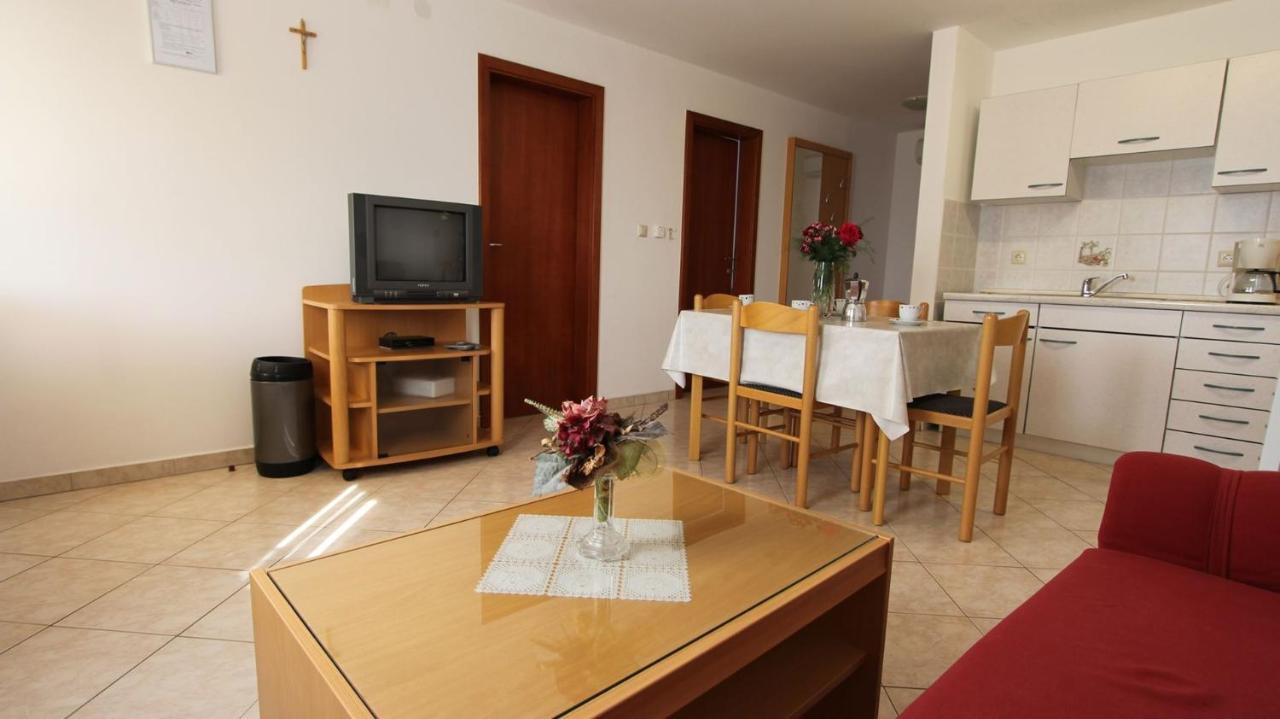 Apartments Kirincic Sveti Vid-Miholjice Dış mekan fotoğraf